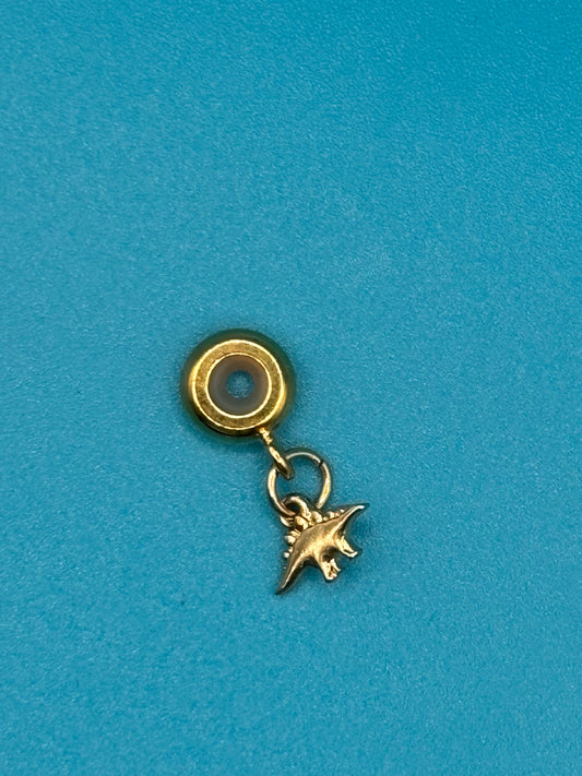 Golden Stegosaurus Charm￼